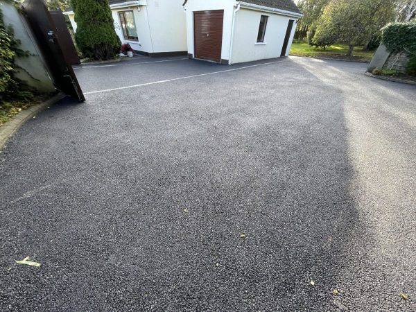 Tarmac driveway in Annacurra, Wicklow